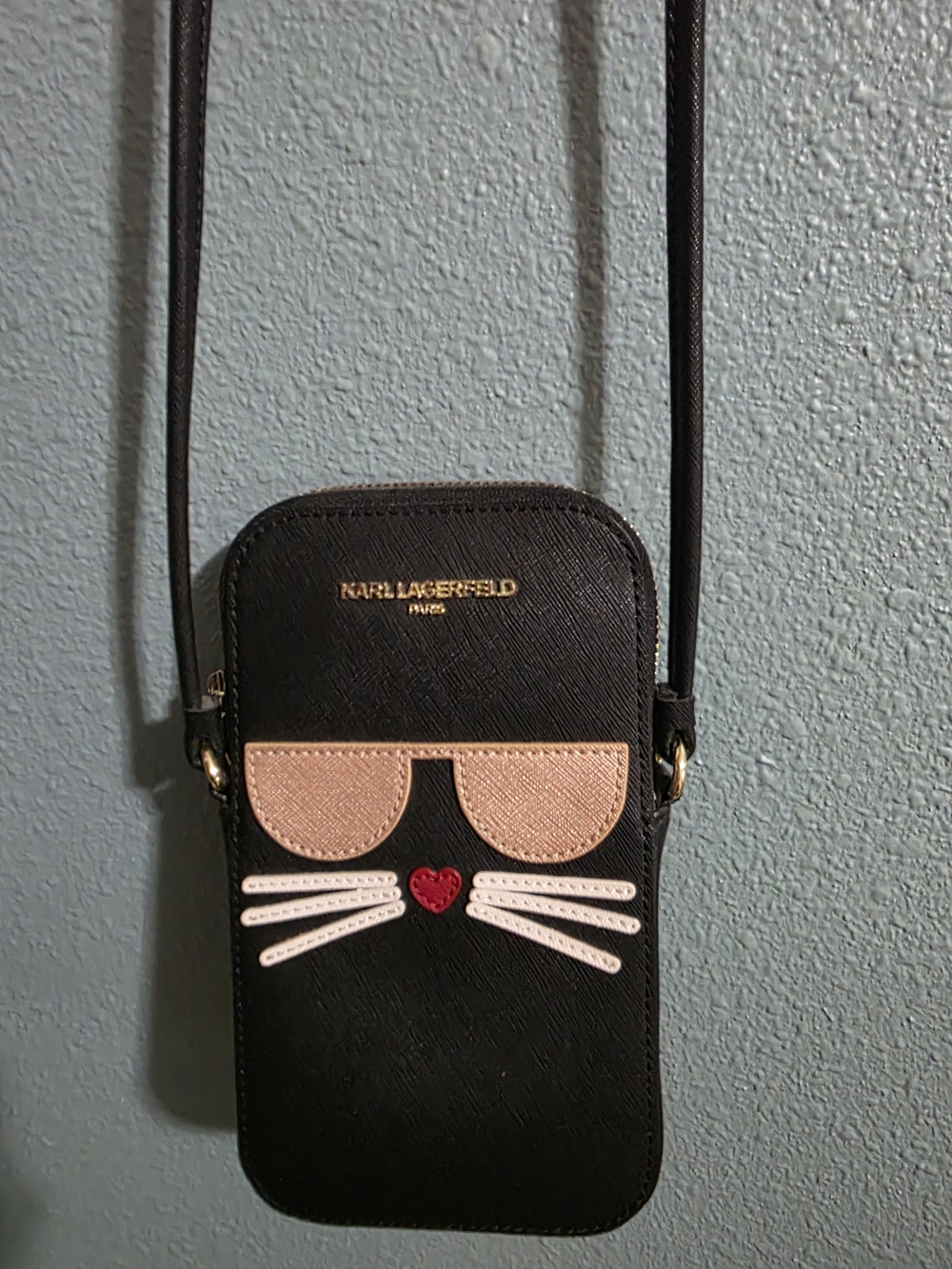 Karl Lagerfeld Paris Cat, Black Crossbody Phone Bag with Pink Accent